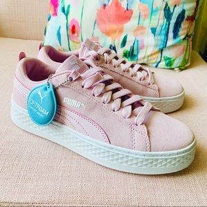 PUMA Winsome Orchid Smash Platform Suede Sneaker